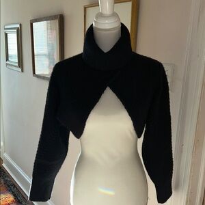 STUNNING sz M Elegant Black Women's ribbed fuzzy turtleneck Sweater